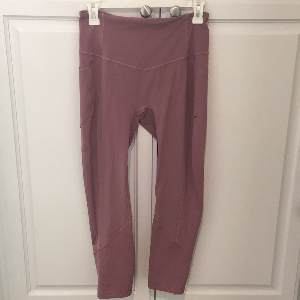 Lululemon workout leggings